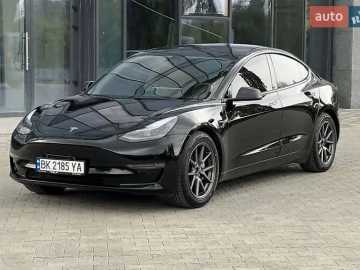 Авто Tesla Model 3 2021 № 7631809