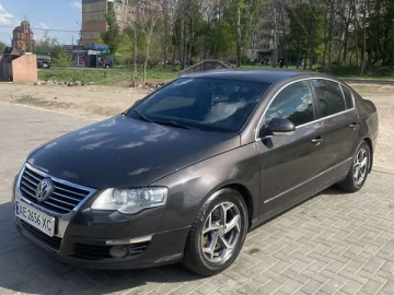 Авто Volkswagen Passat 2005 № 7632088