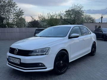 Авто Volkswagen Jetta 2017 № 7632147