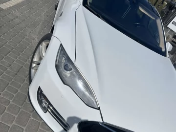Авто Tesla Model S 2015 № 7632184