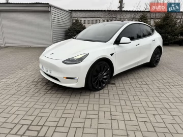 Авто Tesla Model Y 2022 № 7632464