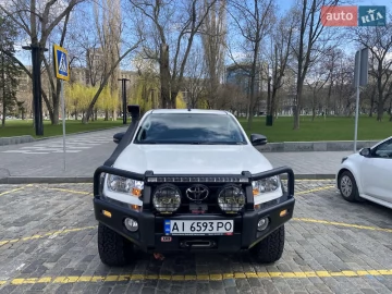 Авто Toyota Hilux 2018 № 7632479