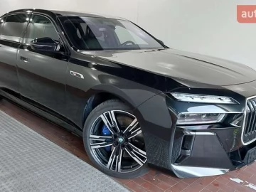 Авто BMW 7 Series 2023 № 7632506