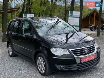 Авто Volkswagen Touran 2009 № 7632587