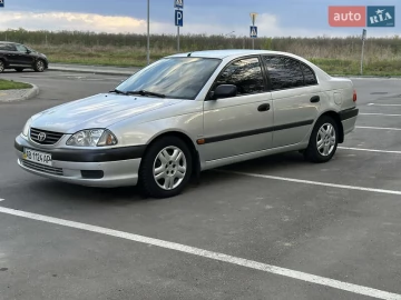 Авто Toyota Avensis 2002 № 7632821