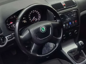 Авто Skoda Octavia 2012 № 7632936