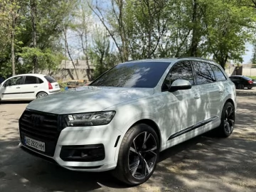 Авто Audi Q7 2017 № 7633058