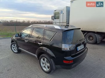 Авто Mitsubishi Outlander Xl 2008 № 7633236