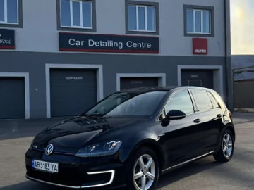 Авто Volkswagen E-Golf 2016 № 7633238