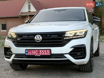 Авто Volkswagen Touareg 2019 № 7633383