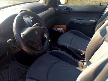 Авто Peugeot 206 2005 № 7633396
