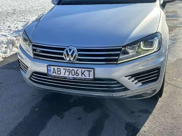 Авто Volkswagen Touareg 2016 № 7633440