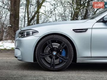 Авто BMW M5 2011 № 7633460
