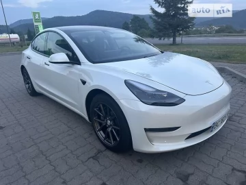 Авто Tesla Model 3 2021 № 7633470