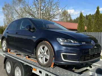 Авто Volkswagen E-Golf 2015 № 7633484