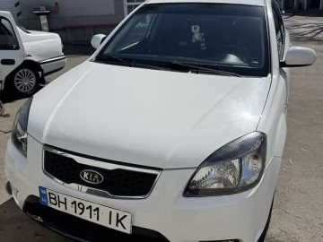 Авто KIA Rio 2010 № 7633548