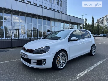 Авто Volkswagen Golf Gti 2010 № 7633621