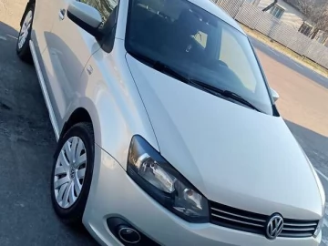 Авто Volkswagen Polo 2011 № 7633909