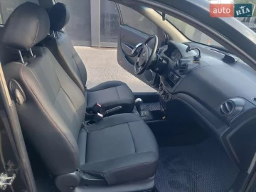 Авто Chevrolet Aveo 2008 № 7634021