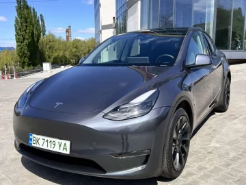 Авто Tesla Model Y 2023 № 7634695