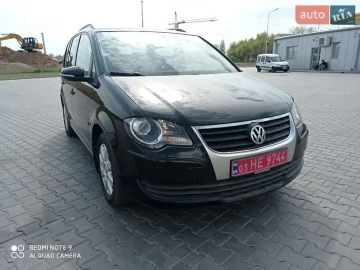 Авто Volkswagen Touran 2010 № 7635047