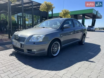 Авто Toyota Avensis 2004 № 7635263