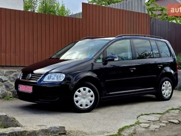 Авто Volkswagen Touran 2005 № 7635284