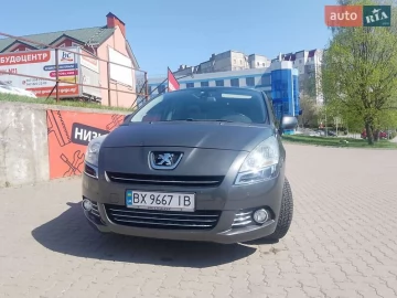 Авто Peugeot 5008 2010 № 7635290