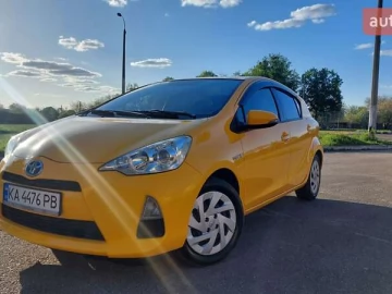 Авто Toyota Prius C 2015 № 7635331
