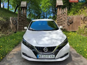 Авто Nissan Leaf 2021 № 7635365