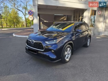 Авто Toyota Highlander 2021 № 7635431