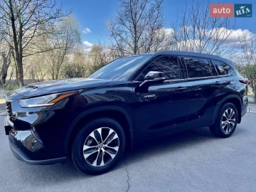 Авто Toyota Highlander 2021 № 7635439