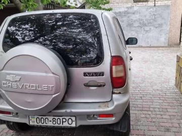 Авто Chevrolet Niva 2004 № 7635462