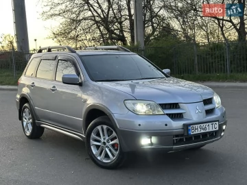 Авто Mitsubishi Outlander 2004 № 7635535