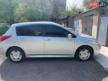 Авто Nissan Tiida 2010 № 7635605