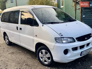 Авто Hyundai H 200 2000 № 7636008