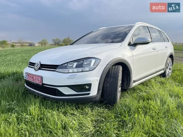 Авто Volkswagen Golf Alltrack 2019 № 7636014