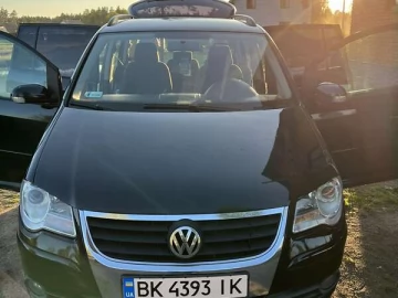 Авто Volkswagen Touran 2009 № 7636083