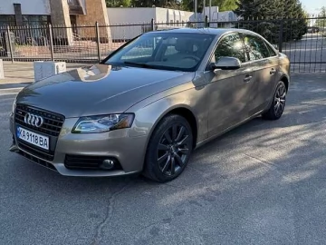 Авто Audi A4 2010 № 7636091