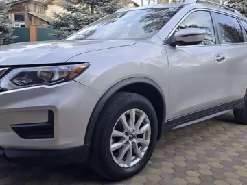 Авто Nissan Rogue 2018 № 7636161