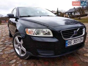 Авто Volvo V50 2009 № 7636183