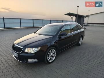 Авто Skoda Superb 2012 № 7636195