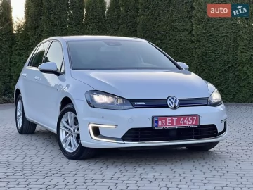Авто Volkswagen E-Golf 2015 № 7636368