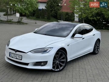 Авто Tesla Model S 2018 № 7636403