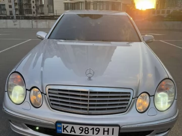 Авто Mercedes E-Class 2004 № 7636437