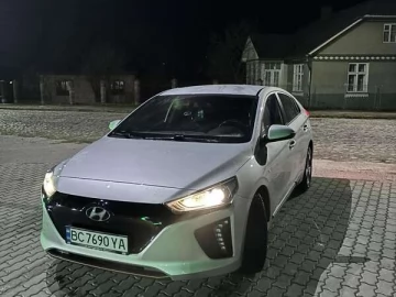 Авто Hyundai Ioniq 2019 № 7636480