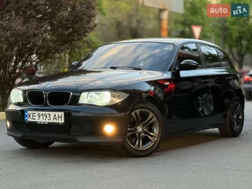 Авто BMW 1 Series 2006 № 7636540
