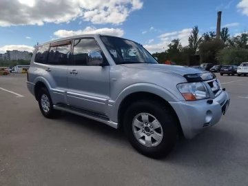 Авто Mitsubishi Pajero Wagon 2004 № 7636575