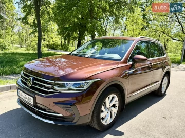 Авто Volkswagen Tiguan 2021 № 7636900