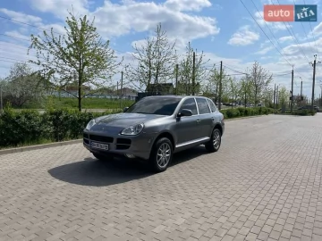 Авто Porsche Cayenne 2005 № 7636984